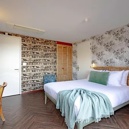 Beachhouse Otel