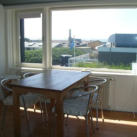 Beachhouse 2